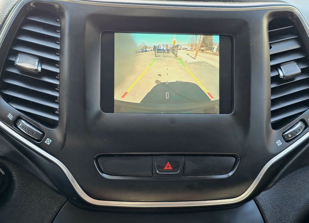 2019 Jeep Cherokee Image 22