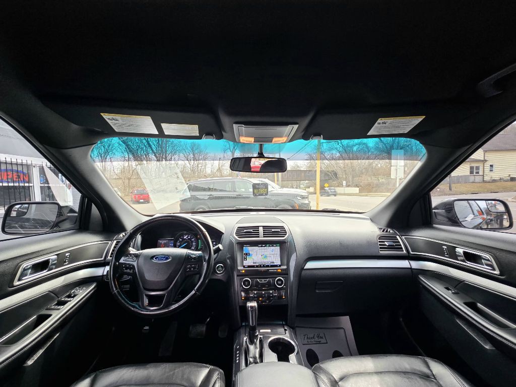 2016 Ford Explorer Image 13