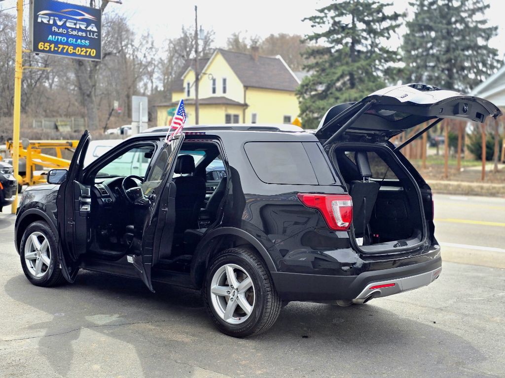 2016 Ford Explorer Image 22