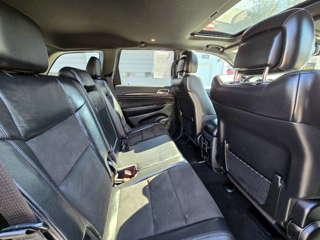 2020 Jeep Grand Cherokee Image 11