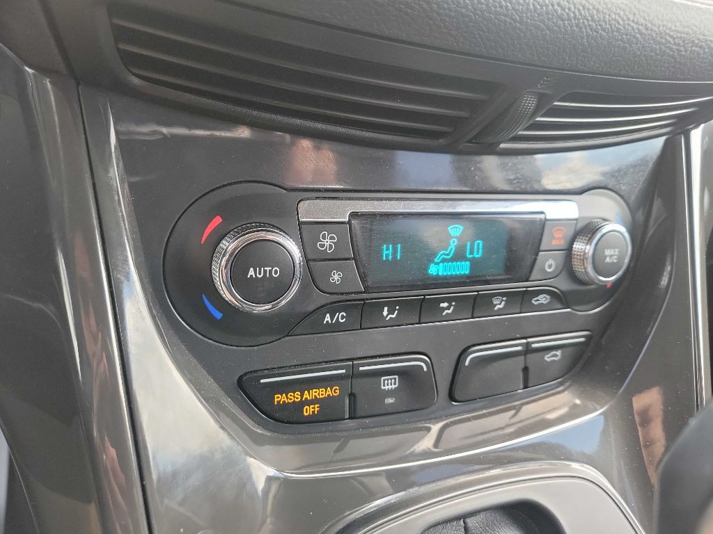 2015 Ford Escape Image 18