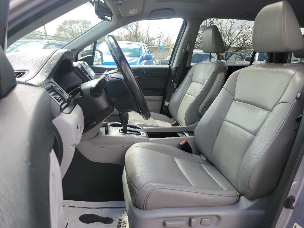 2017 Honda Pilot Image 9
