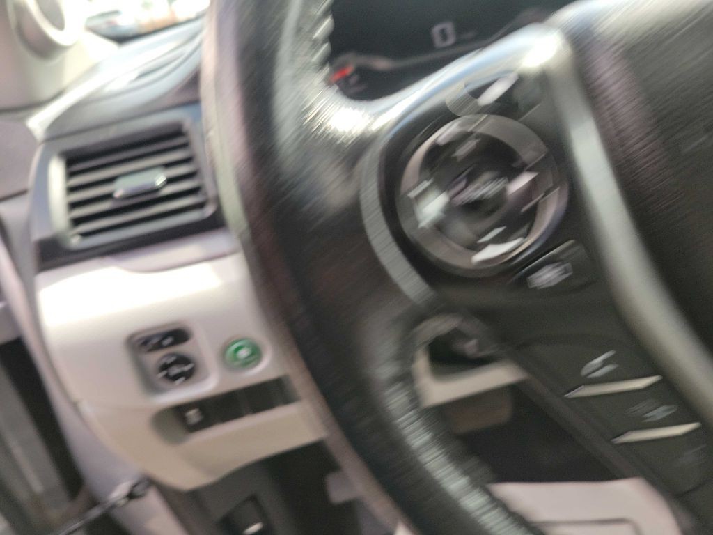 2017 Honda Pilot Image 11
