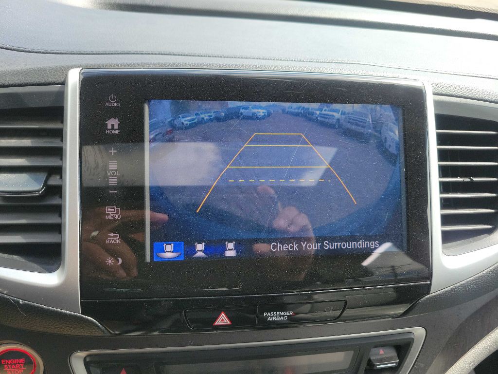 2017 Honda Pilot Image 34