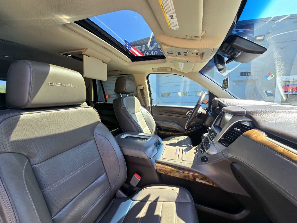 2015 GMC Yukon Image 11