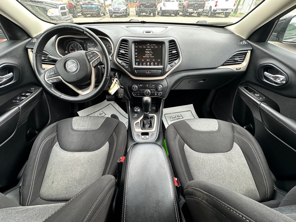 2014 Jeep Cherokee Image 11