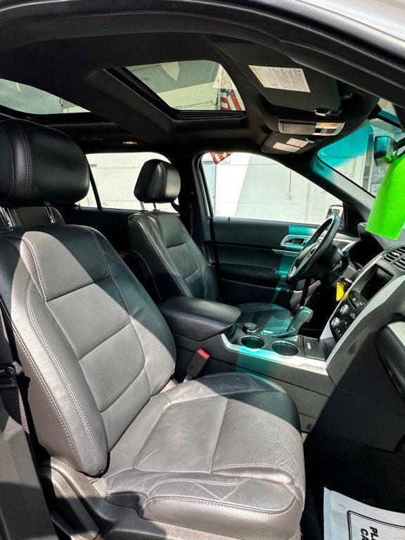 2014 Ford Explorer Image 10