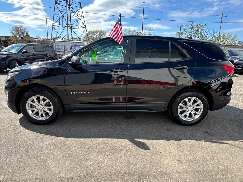 2020 Chevrolet Equinox Image 2