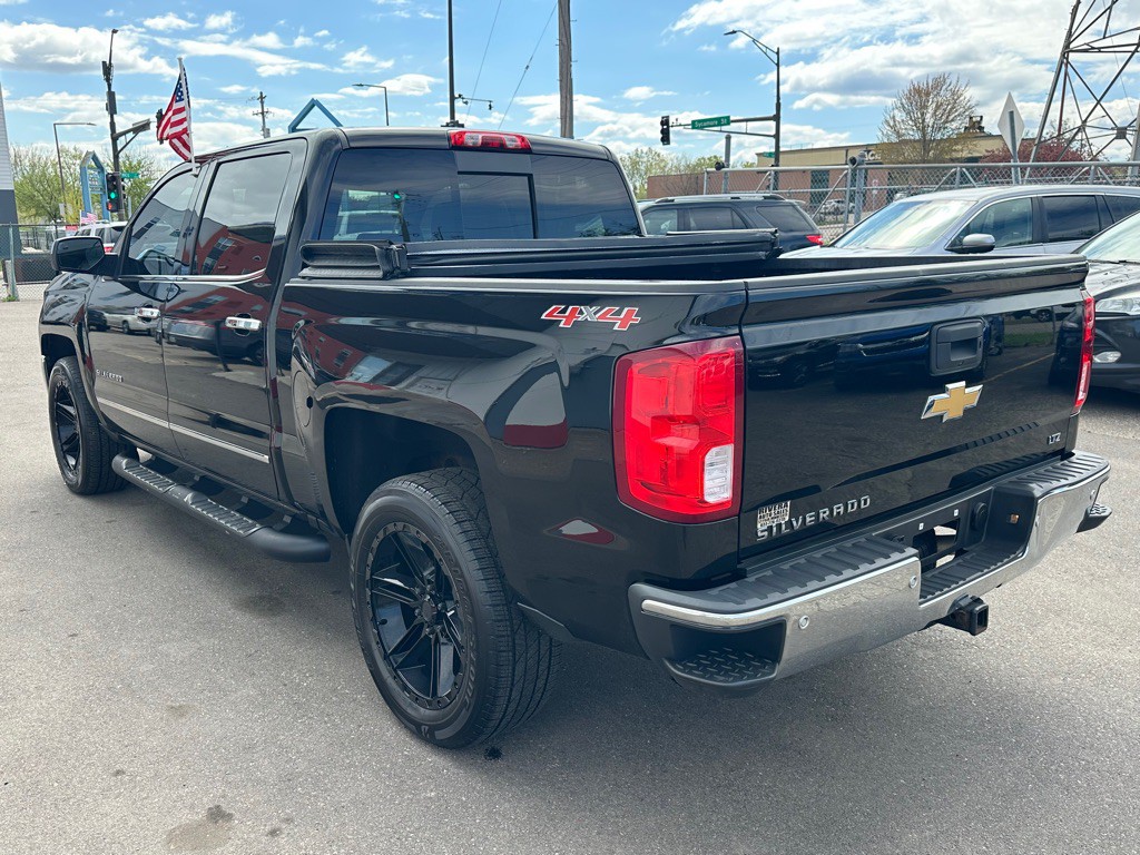 2017 Chevrolet Silverado 1500 Image 3