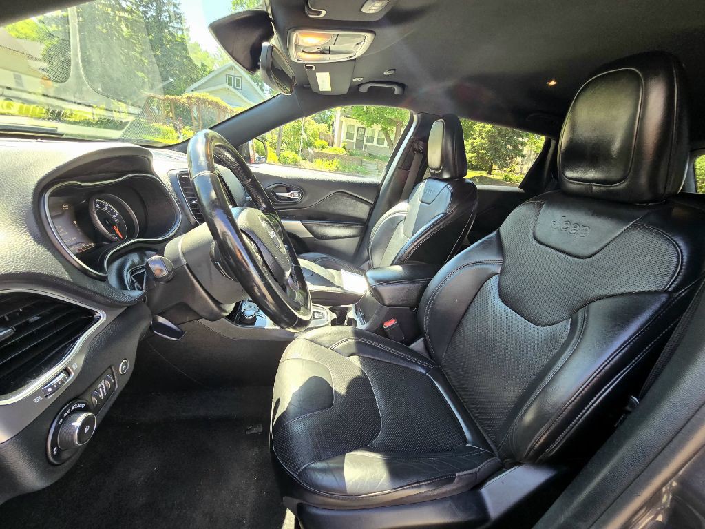 2020 Jeep Cherokee Image 15