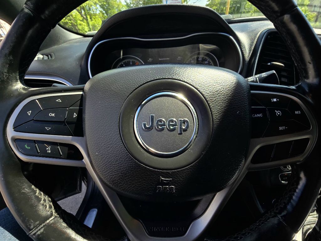 2020 Jeep Cherokee Image 16