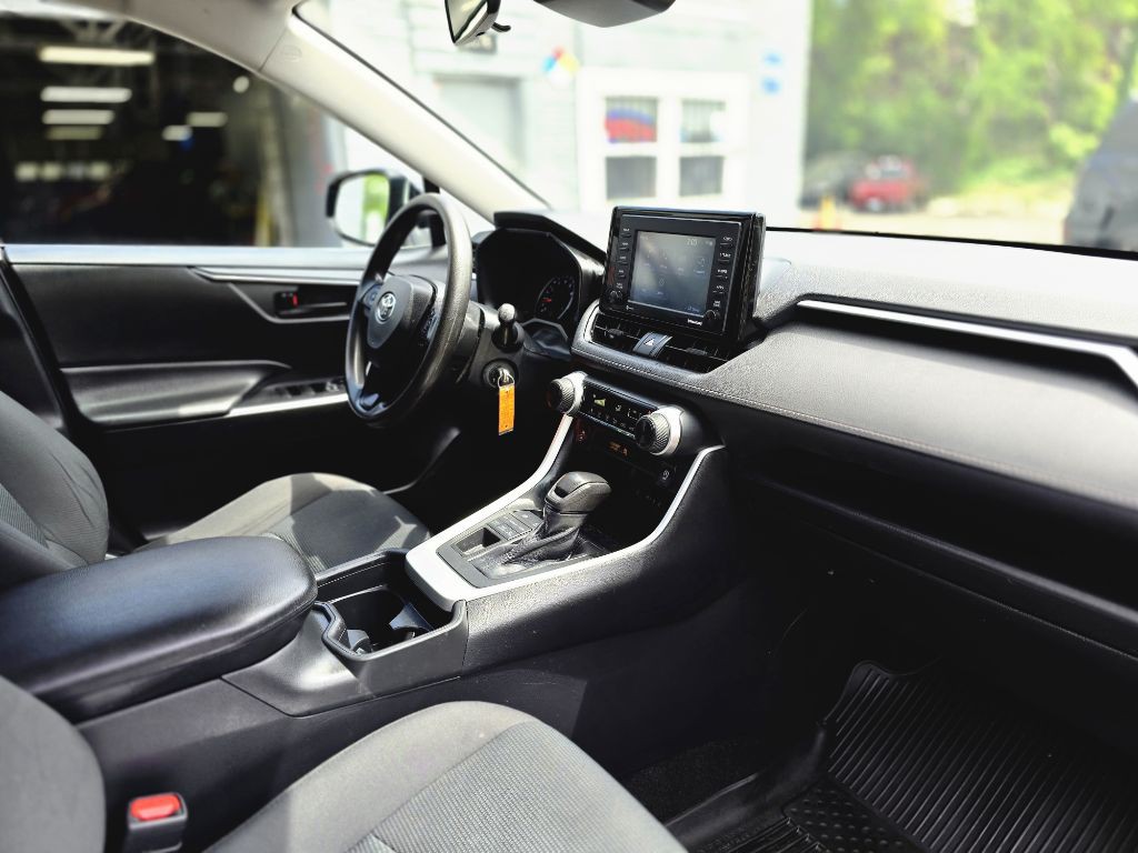 2021 Toyota Rav4 Image 9
