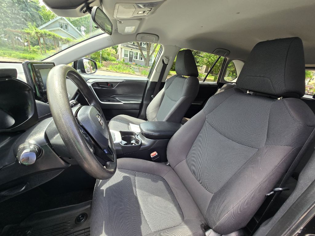 2021 Toyota Rav4 Image 17