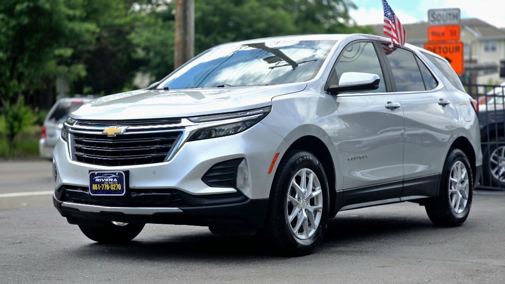 2022 Chevrolet Equinox Image 2