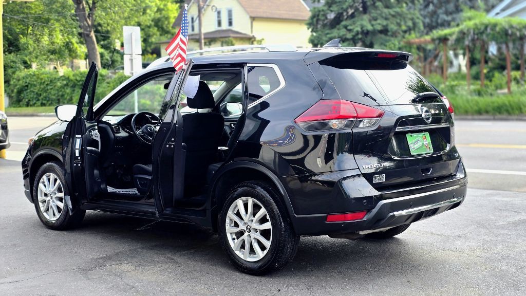 2020 Nissan Rogue Image 23