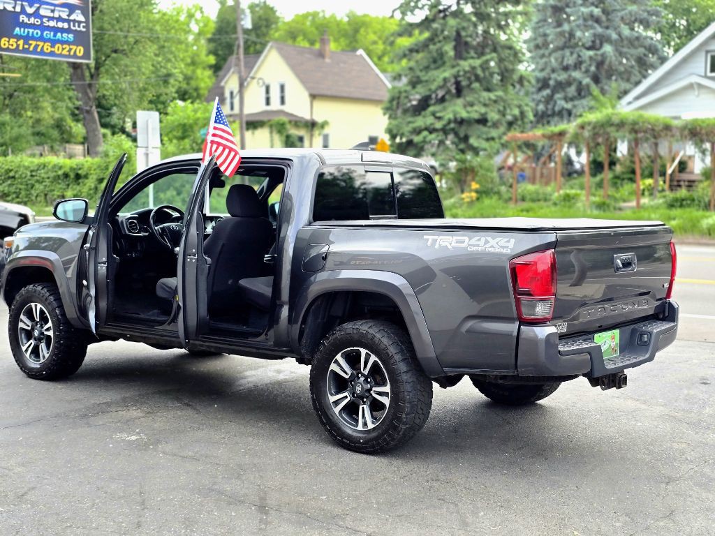 2019 Toyota Tacoma Image 23