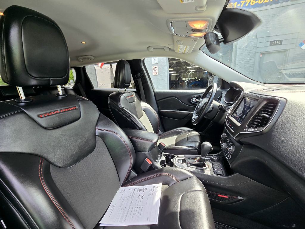 2021 Jeep Cherokee Image 9
