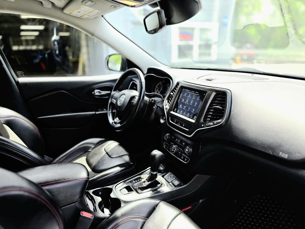 2021 Jeep Cherokee Image 11