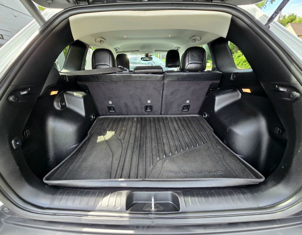 2021 Jeep Cherokee Image 12