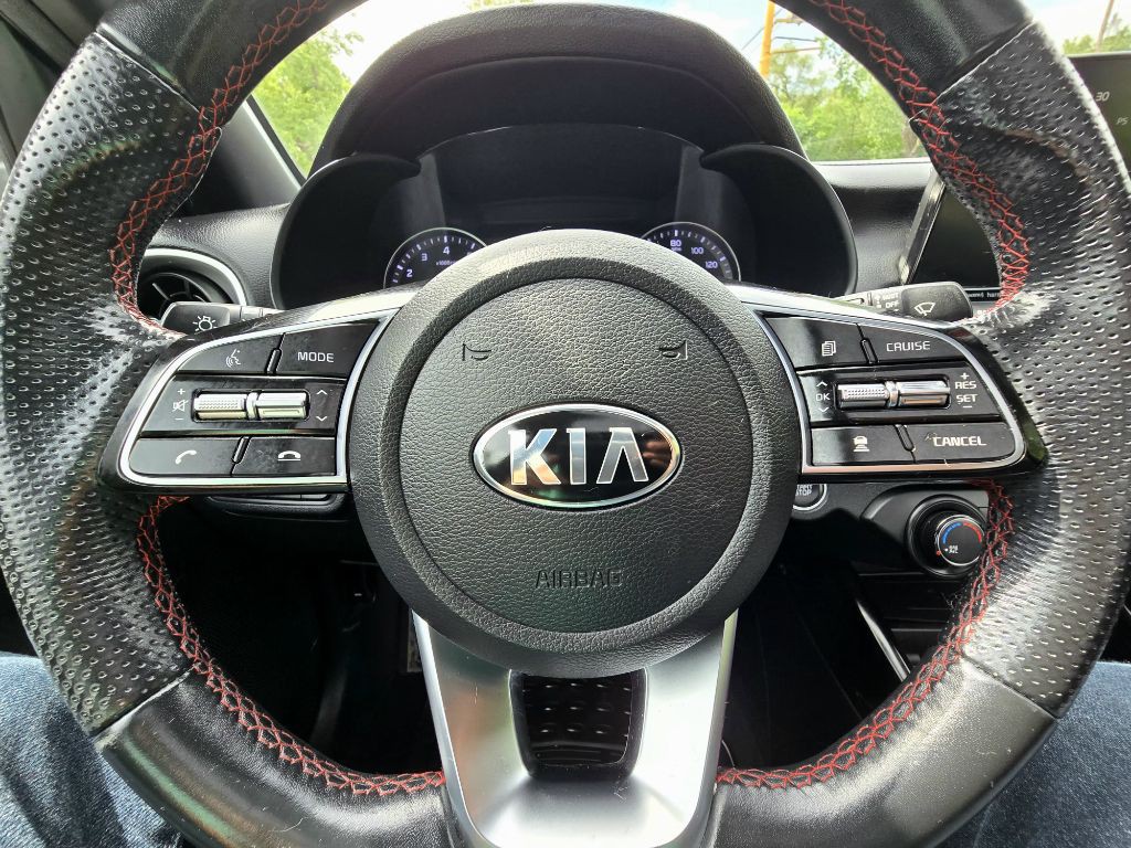2020 Kia Forte Image 17