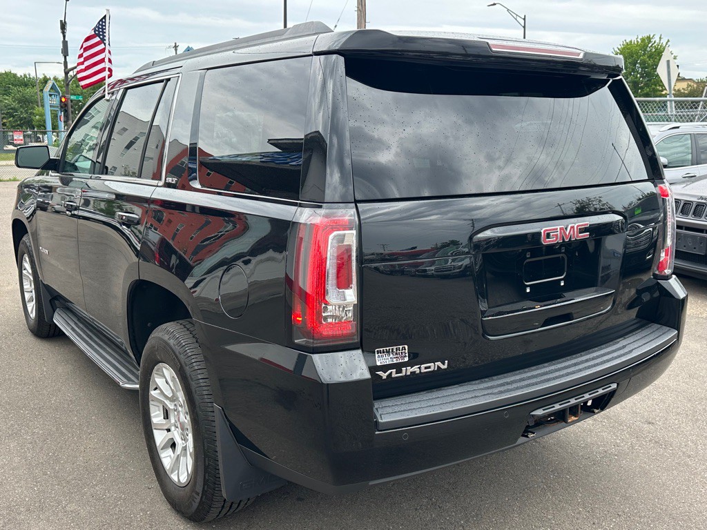 2016 GMC Yukon Image 3