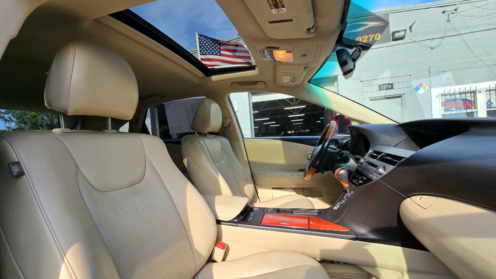 2011 Lexus RX Image 8
