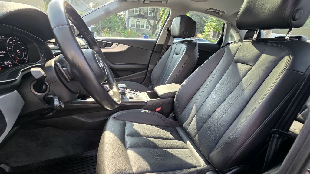 2017 Audi A4 Image 15