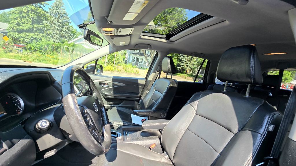2018 Honda Pilot Image 18