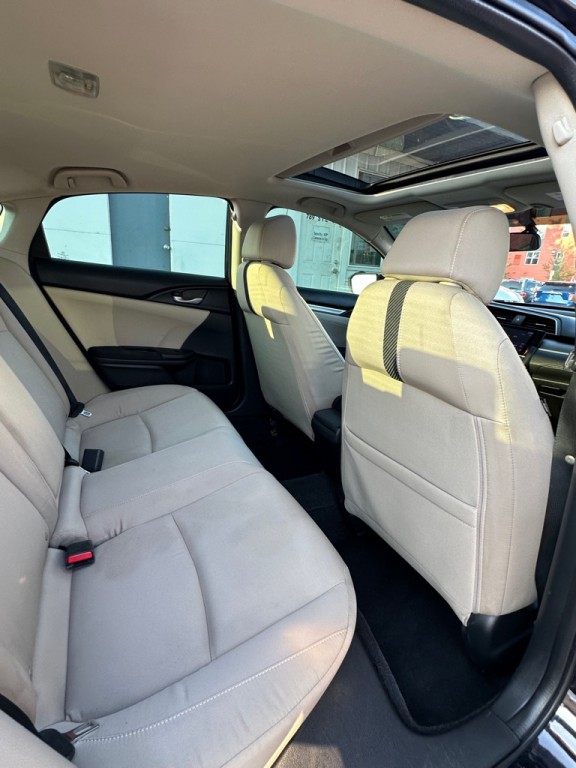 2016 Honda Civic Image 9