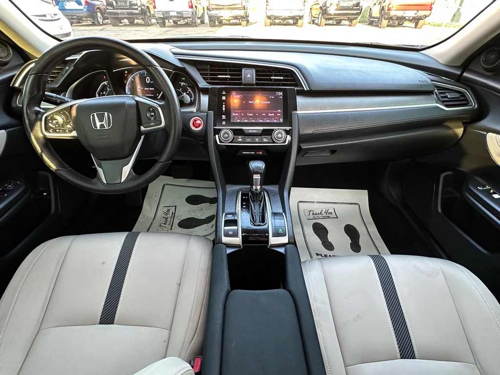 2016 Honda Civic Image 11