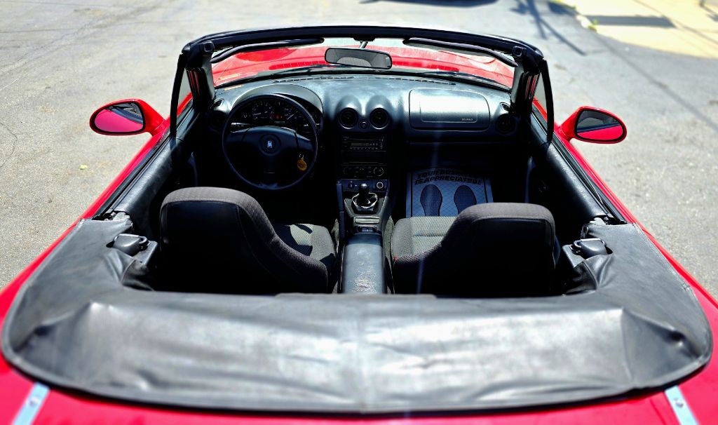 1999 Mazda MX-5 Miata Image 9