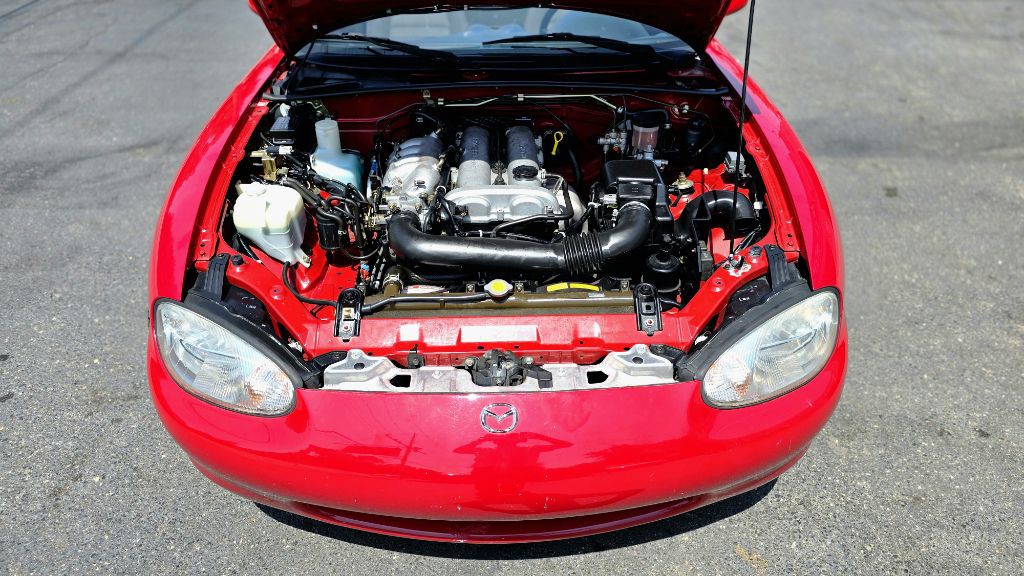 1999 Mazda MX-5 Miata Image 16