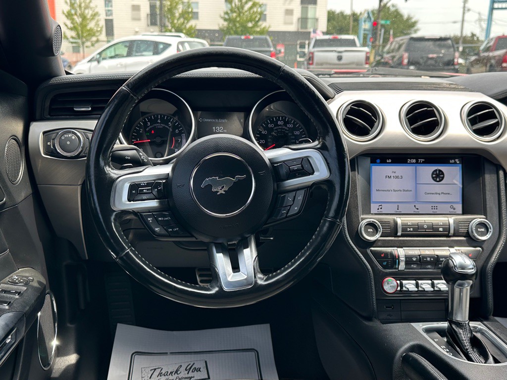 2019 Ford Mustang Image 12