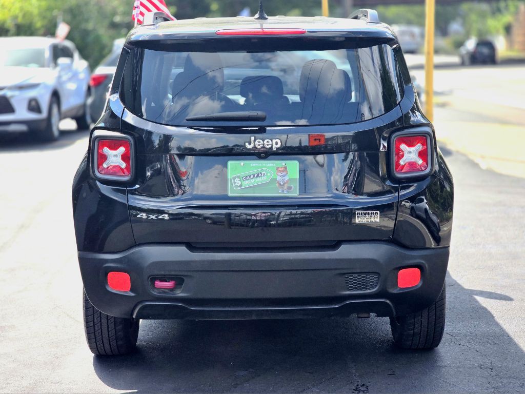 2017 Jeep Renegade Image 4
