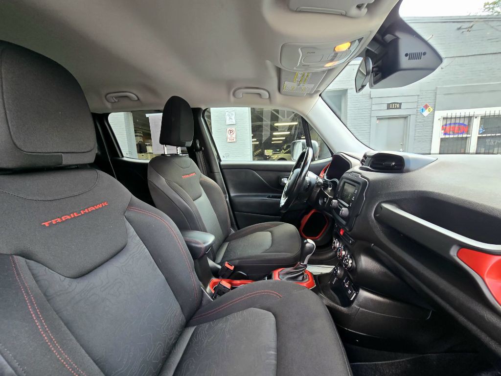 2017 Jeep Renegade Image 9