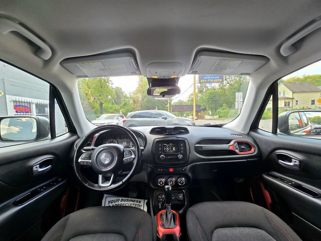 2017 Jeep Renegade Image 11