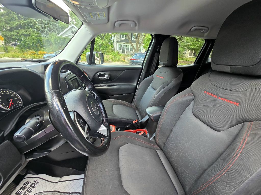 2017 Jeep Renegade Image 16