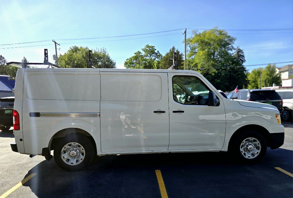 2016 Nissan NV Image 6