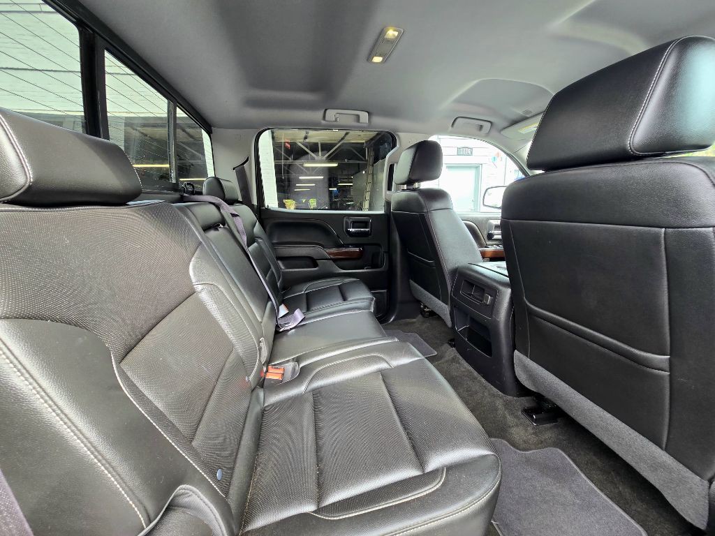 2017 GMC Sierra Image 11