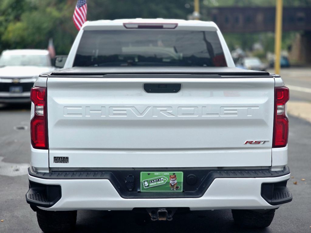 2021 Chevrolet Silverado 1500 Image 3