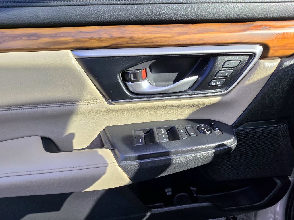 2018 Honda CR-V Image 14