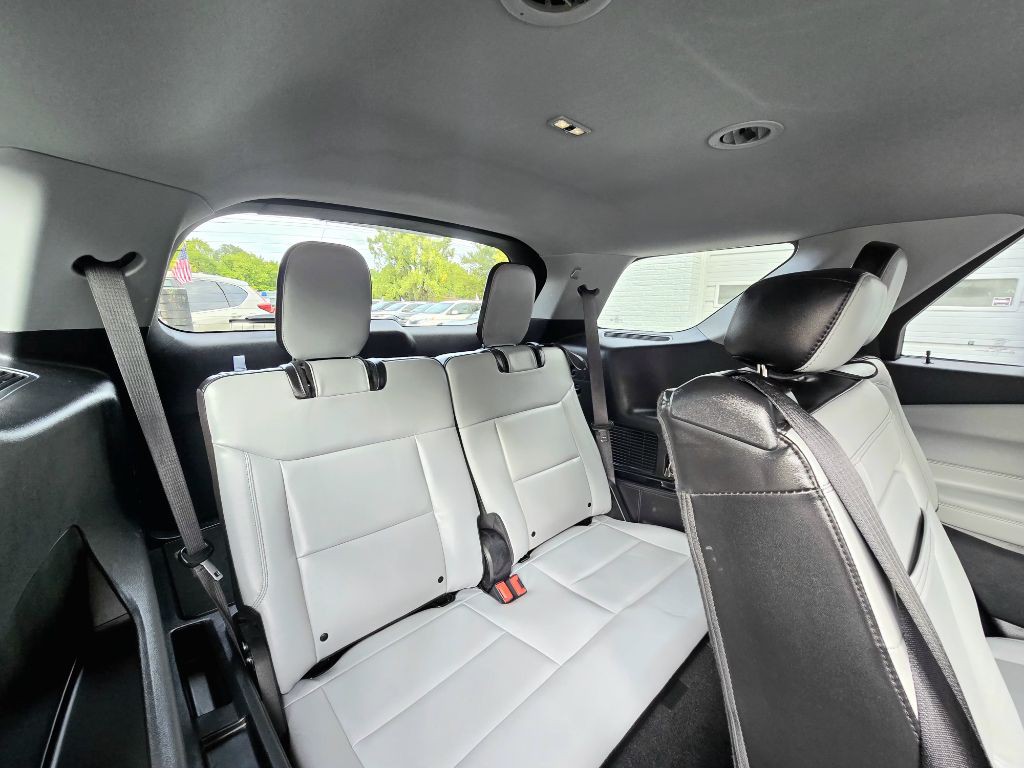 2021 Ford Explorer Image 11