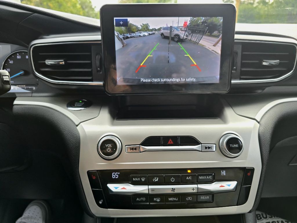 2021 Ford Explorer Image 20