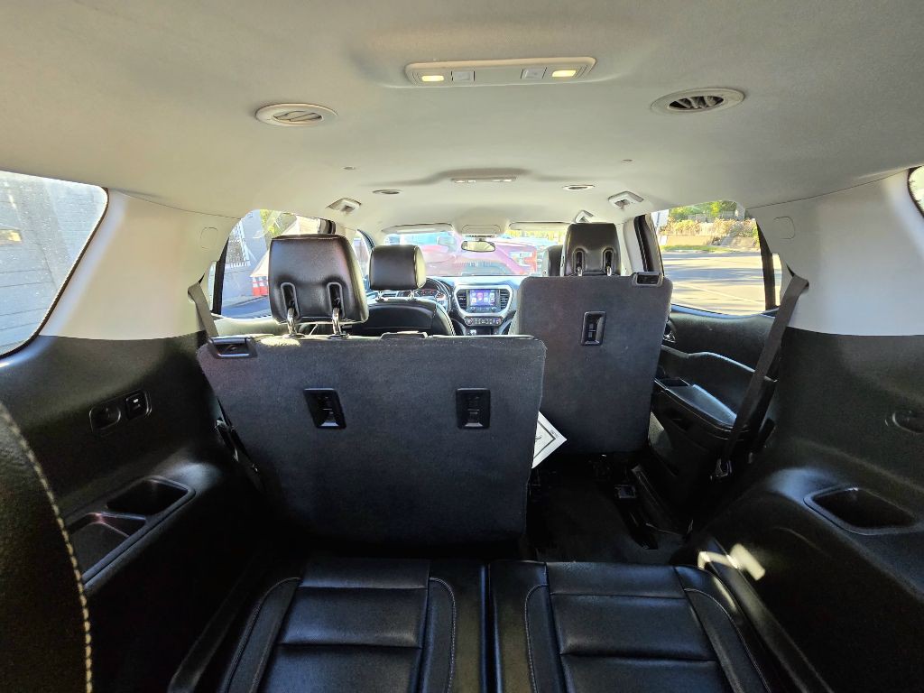2017 GMC Acadia Image 15