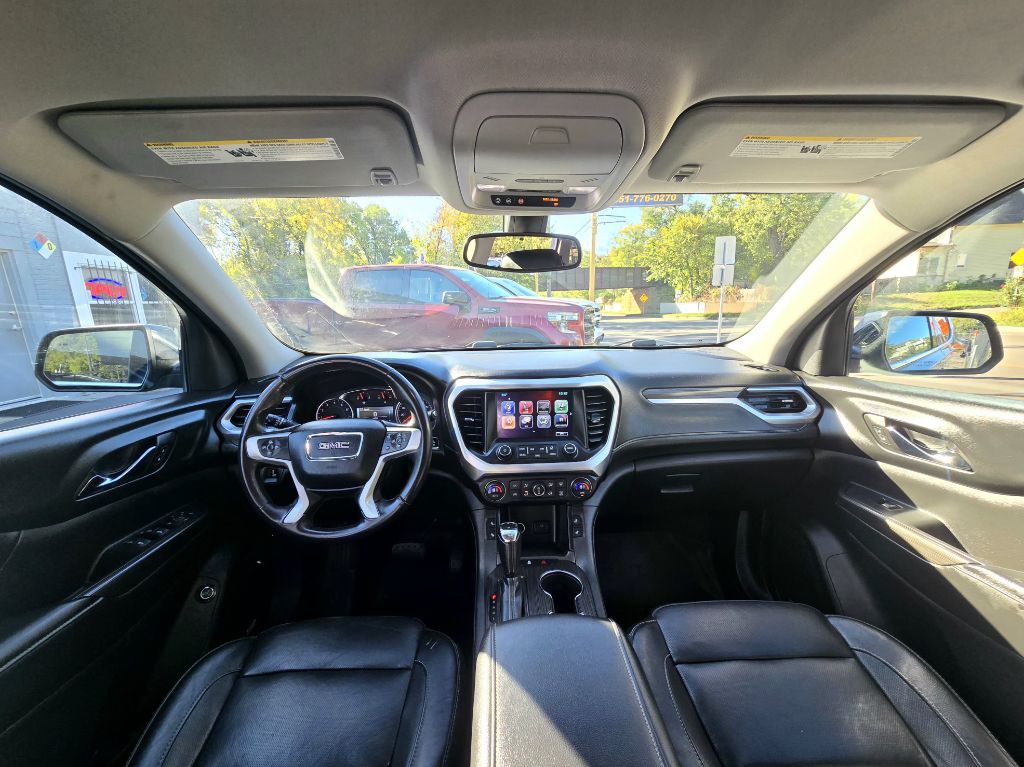 2017 GMC Acadia Image 16