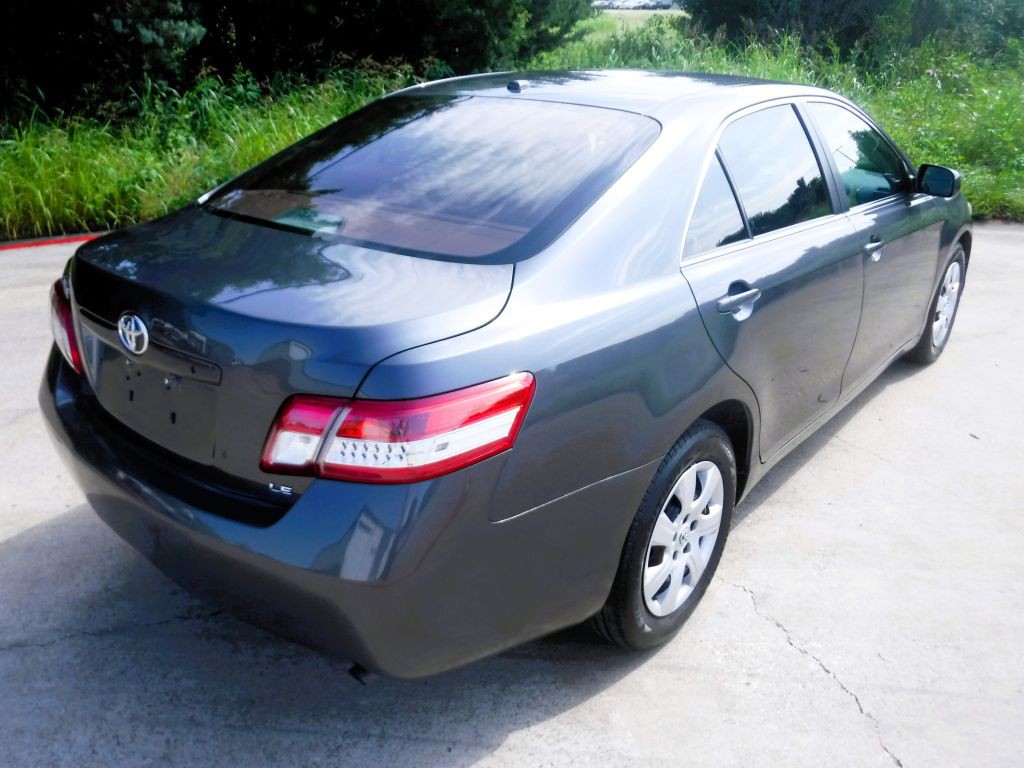 2010 Toyota Camry Image 6