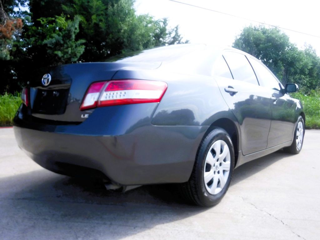 2010 Toyota Camry Image 7