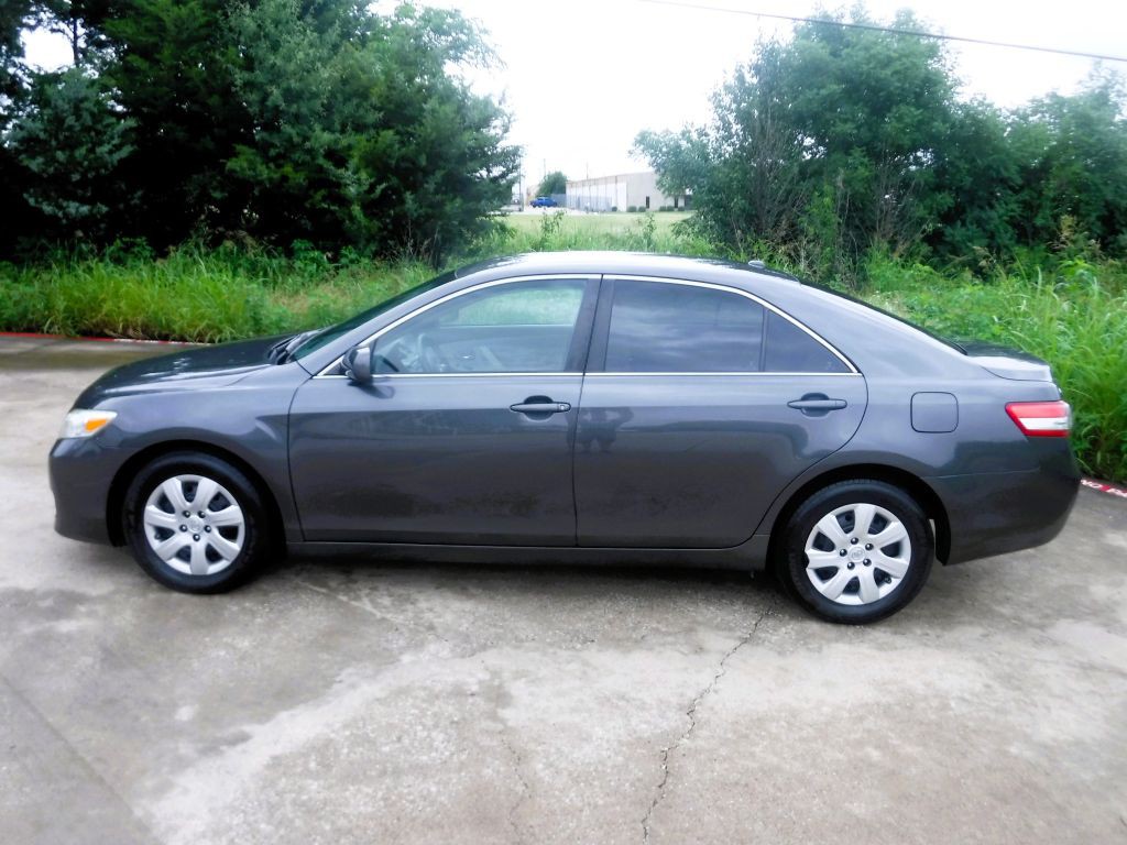 2010 Toyota Camry Image 10