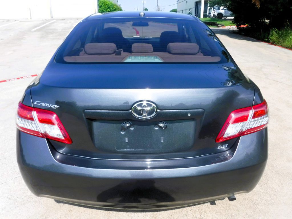 2010 Toyota Camry Image 16