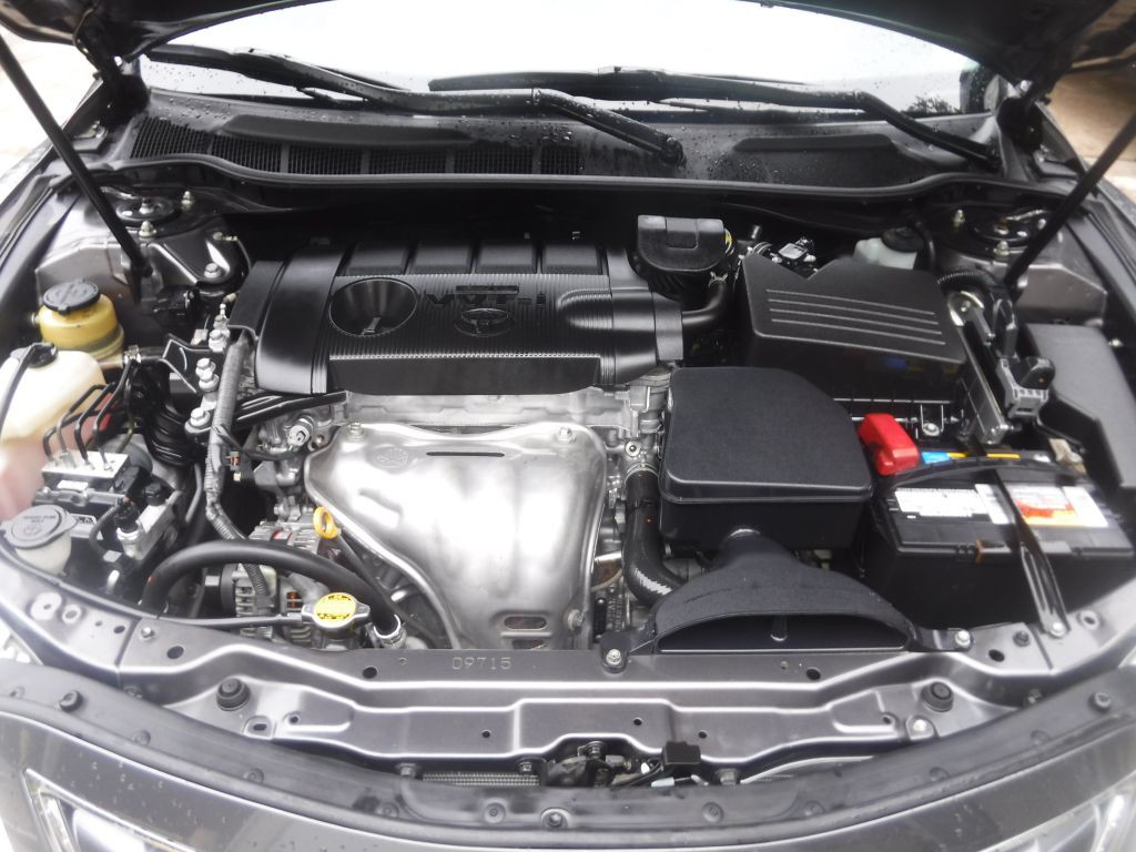 2010 Toyota Camry Image 19